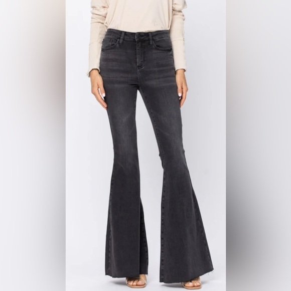 Judy Blue Black High Rise Super Flare Denim Pull On Stretch Size 3 / 26 - Picture 3 of 10